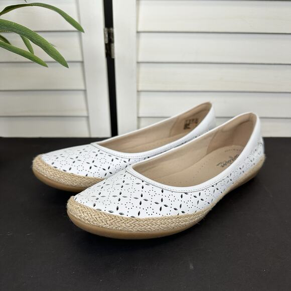 Clarks Collection 8.5 W Danelly Art White Lasercut Espadrille Ballet Flat‎ Shoes - Picture 1 of 9